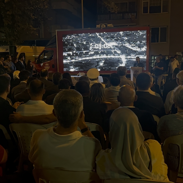 Yalova'da, 17 Ağustos Marmara Depremi'nde hayatını kaybedenler anıldı