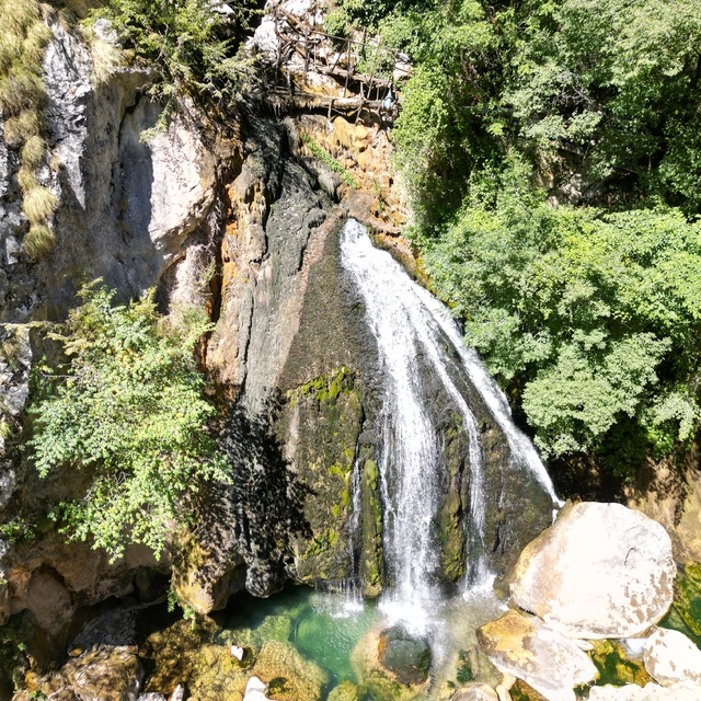 Bartın'da şelale ve çay kuruma noktasına geldi