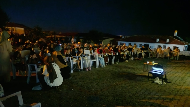Dodurga'da açık hava sinema etkinliği düzenlendi