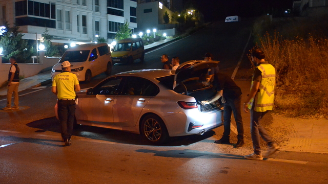 Edirne'de denetimden kaçan şüpheliler polis ekiplerince yakalandı