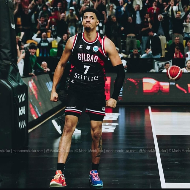 Malcolm Cazalon Yukatel Merkezefendi'de