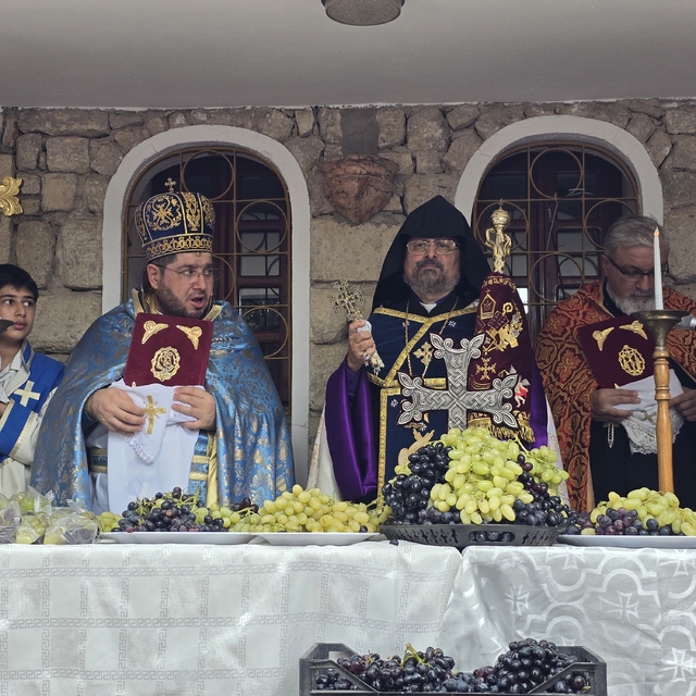 Vakıfköy'de 'Meryem Ana Yortusu' ve Üzüm Bayramı kutlandı