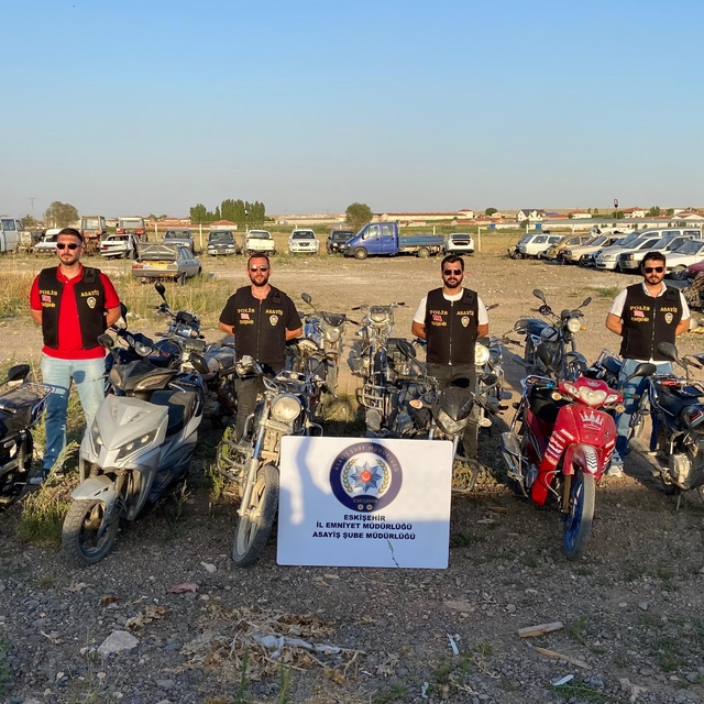 Çifteler ve Mahmudiye'de motosiklet denetimi yapıldı