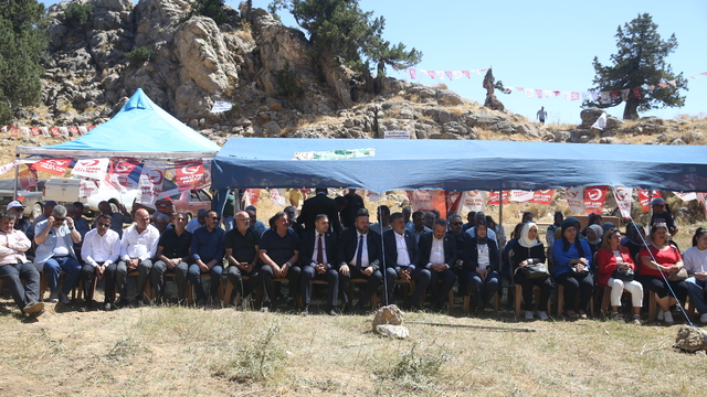 Muhsin Yazıcıoğlu, Kahramanmaraş'ta "Vuslat Kurultayı Programı"nda anıldı