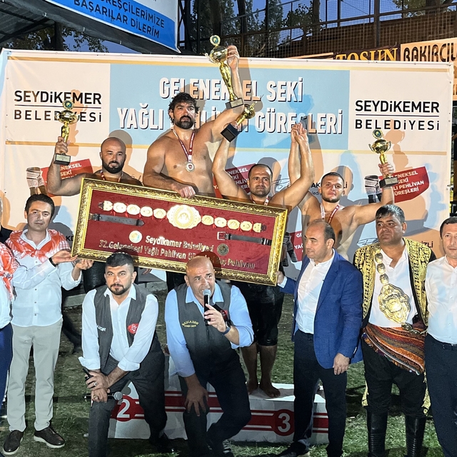 Seki Yağlı Güreşleri'nde Başpehlivan İsmail Koç oldu