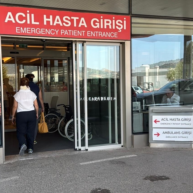 Fenerbahçe Kulübünün eski başkanlarından Ali Şen, Bodrum'da hastaneye kaldı...