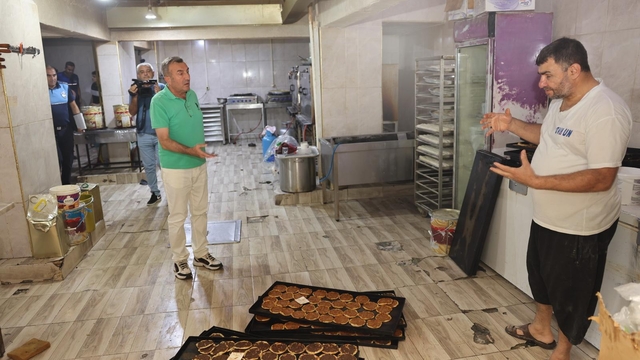 Akdeniz'de fırın ve pastaneler denetlendi