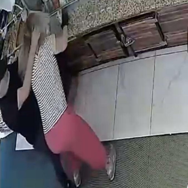 Kadın çalışana bıçaklı saldırının görüntüleri ortaya çıktı; şüpheli adli ko...
