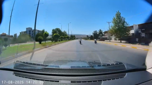 Yarışırken görüntülenen 2 motosiklet sürücüsüne para cezası