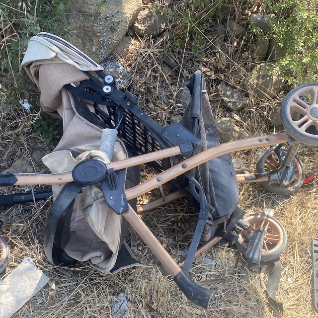 Hatay'da motosiklet yolda yürüyen aileye çarptı, 1 bebek öldü, 4 kişi yaral...