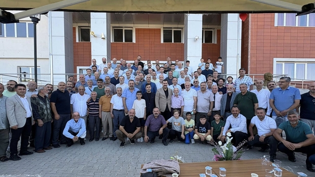 Suşehri ilçesinde SİHADER tarafından pilav günü etkinliği düzenlendi