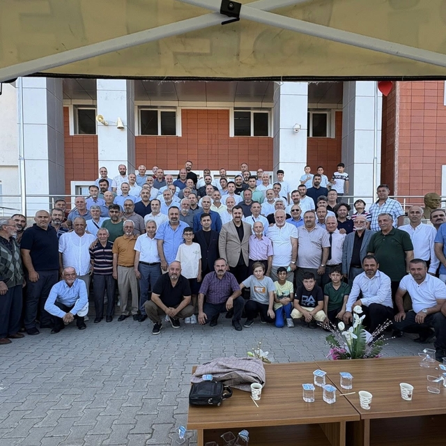 Suşehri ilçesinde SİHADER tarafından pilav günü etkinliği düzenlendi