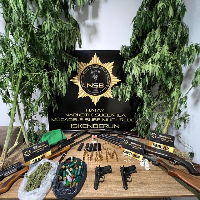 Hatay'da uyuşturucu operasyonlarında yakalanan 24 şüpheliden 19'u tutukland...