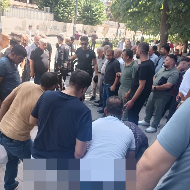 Siirt'te bıçaklı kavga: 1 yaralı