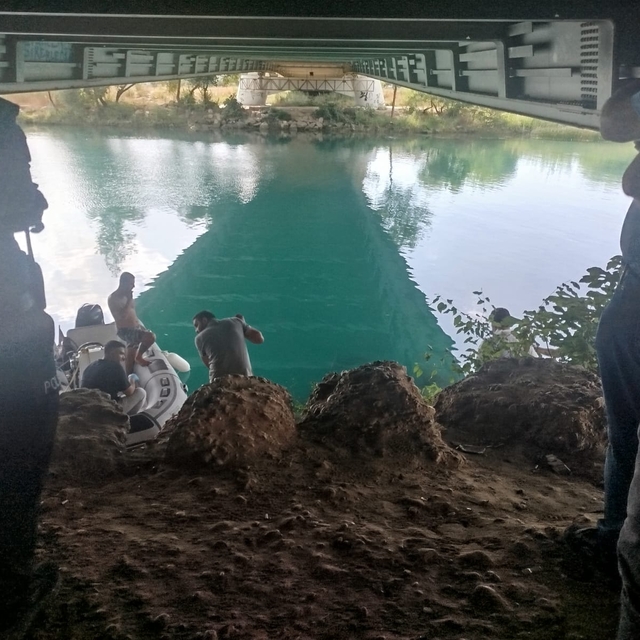 Antalya'da ırmakta erkek cesedi bulundu