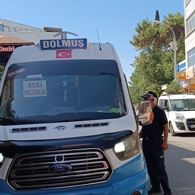 Osmaniye'de zabıta ekipleri toplu taşıma araçlarını denetledi