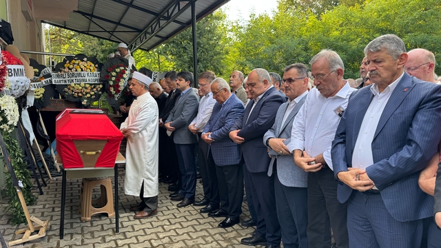 Eski Bakan Hasan Akyol, Bartın'da son yolculuğuna uğurlandı