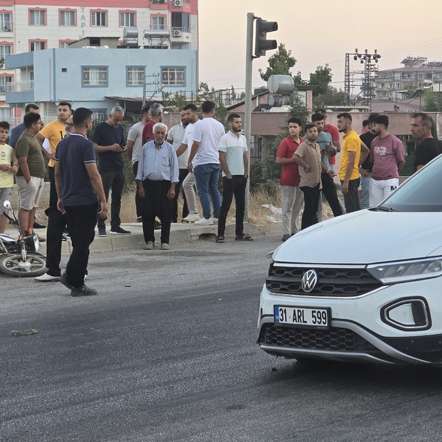 Hatay'da ciple çarpışan motosikletin sürücüsü öldü