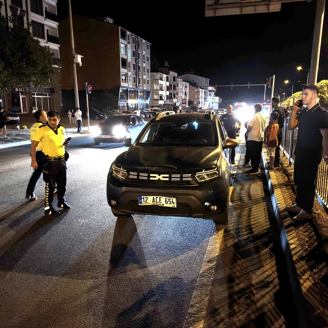 Bingöl'de otomobilin çarptığı kadın öldü
