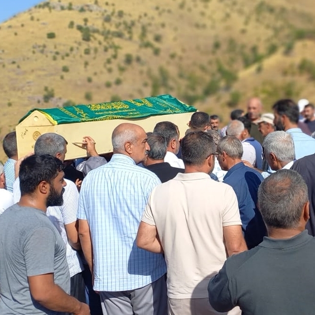 Kayseri'de çadırda karbonmonoksit gazından zehirlenen çiftten koca da topra...