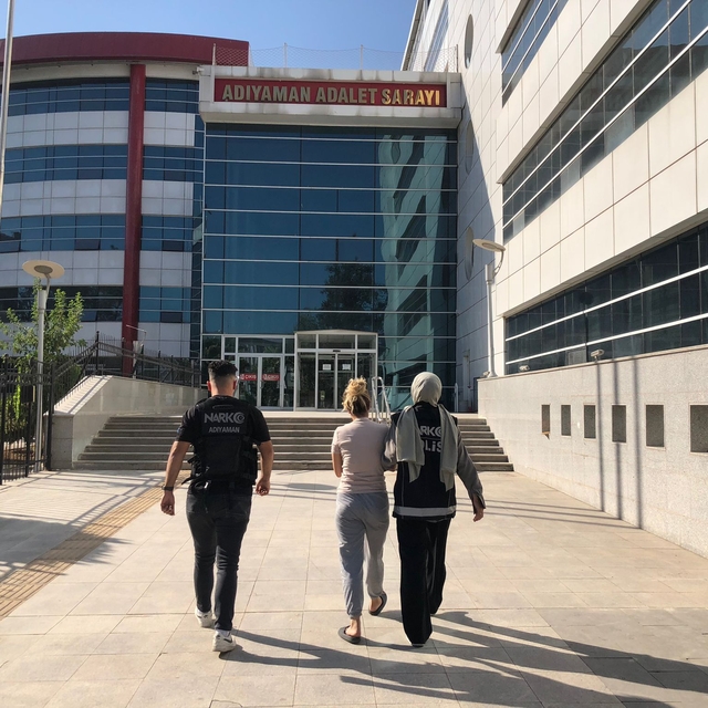 Adıyaman'da 15 yıl kesinleşmiş hapis cezası bulunan firari hükümlü yakaland...