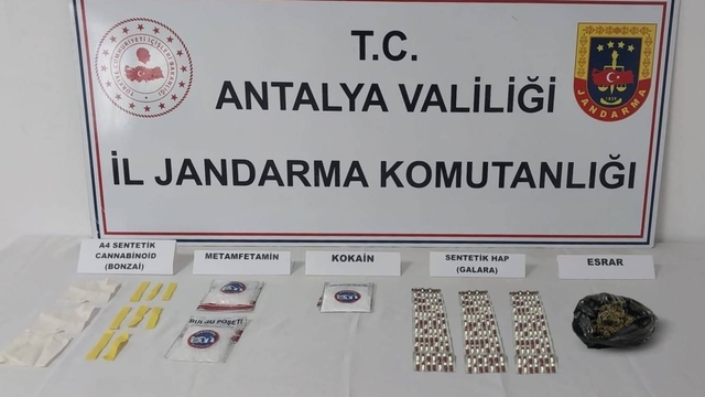 Antalya'da uyuşturucu operasyonunda 9 şüpheli yakalandı