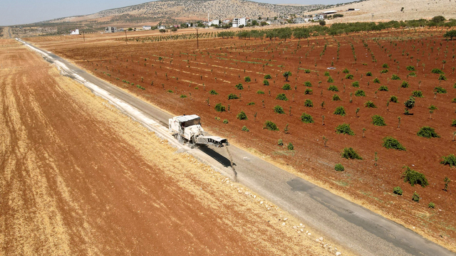 Araban'ın kırsal mahalle yollarında yenileme çalışmaları başladı