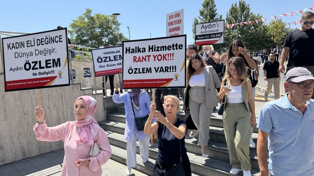 Aydın'da AK Parti heyetinden, Büyükşehir Belediye Başkanı Çerçioğlu'na ziyaret