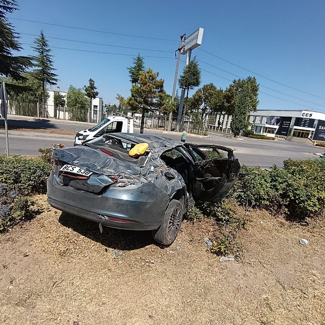 Şarampole yuvarlanan otomobildeki Arda Miraç öldü