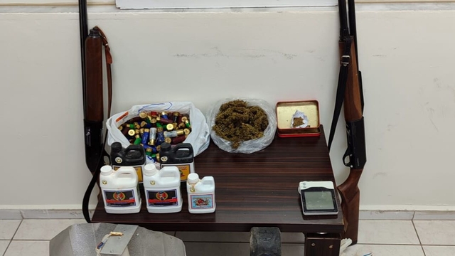 Menderes'te evinde kenevir yetiştiren şüpheli yakalandı