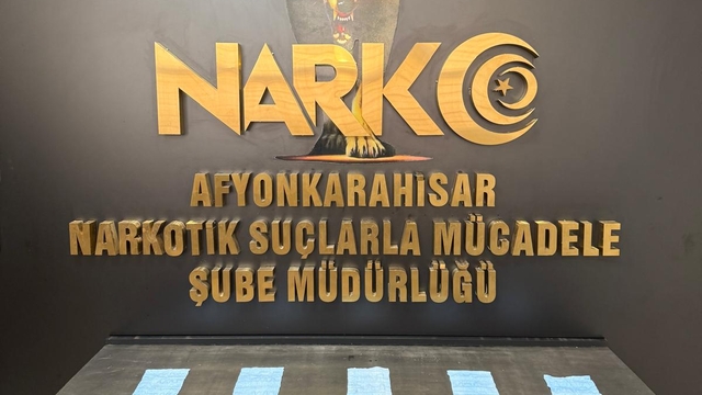 Afyonkarahisar'da uyuşturucu operasyonunda 2 şüpheli tutuklandı