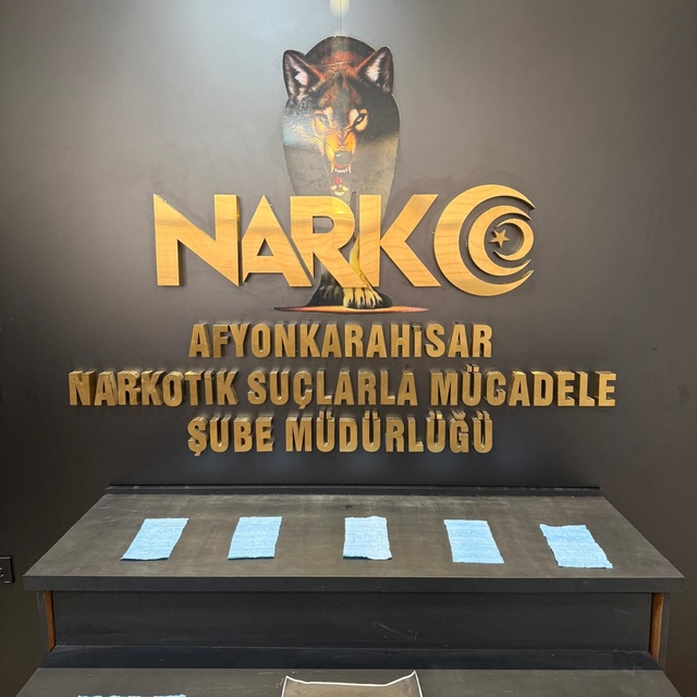 Afyonkarahisar'da uyuşturucu operasyonunda 2 şüpheli tutuklandı