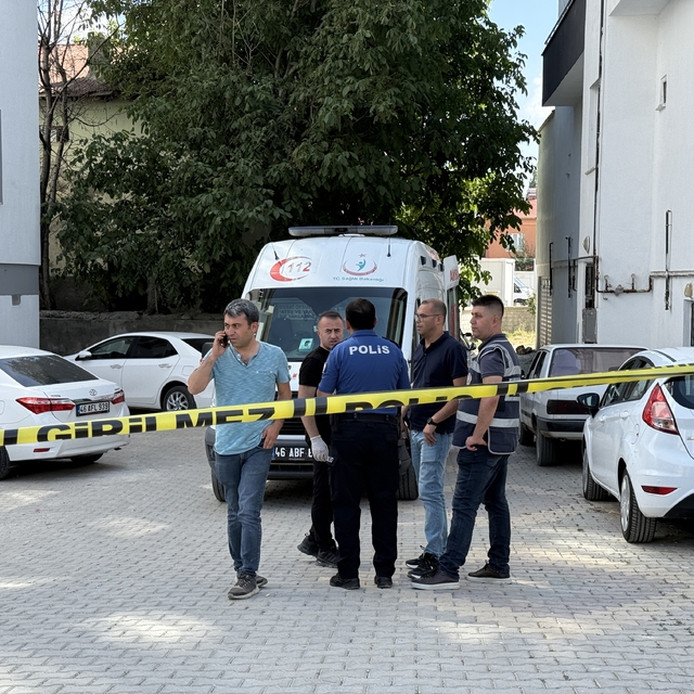 Kahramanmaraş'ta tüfekle oynayan arkadaşı tarafından kazara vurulduğu öne s...