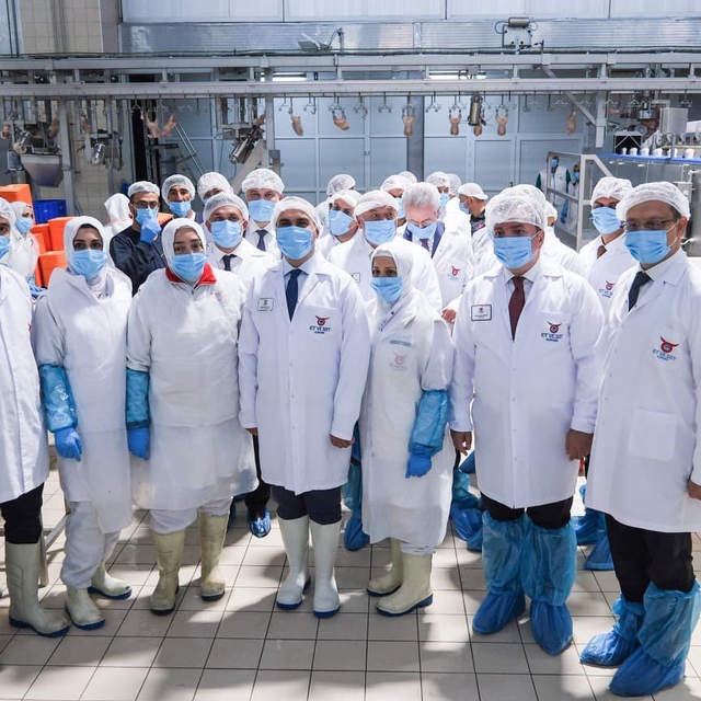 Sanayi ve Teknoloji Bakanı Kacır, Erzincan Tavuk Kombinası'nı ziyaret etti