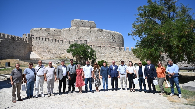 "TÜDAV MARU ile Piri Reis'in İzinde" bilim seferi Çanakkale'den başladı
