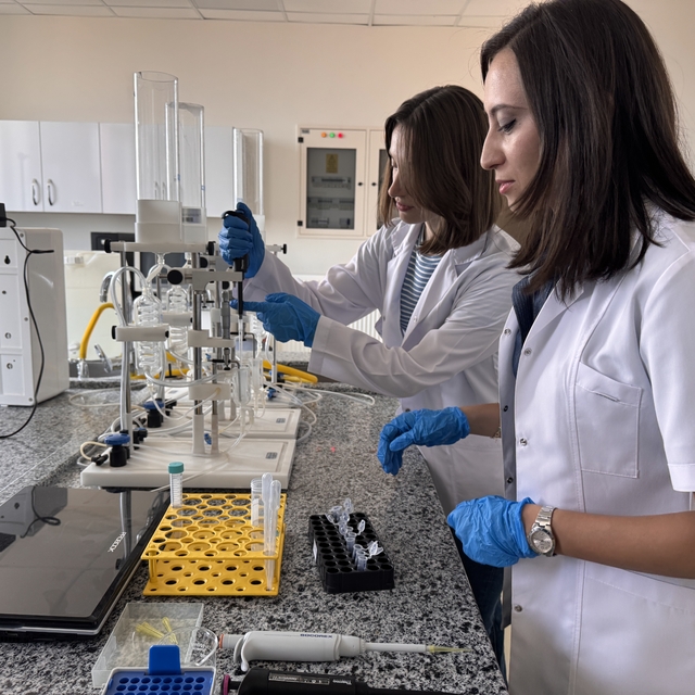 Akademisyenler duttan göz çevresi şampuanı hazırladı