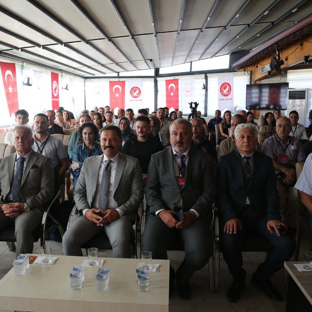 Hatay'da "İl Yaşlılık Çalıştayı" düzenlendi