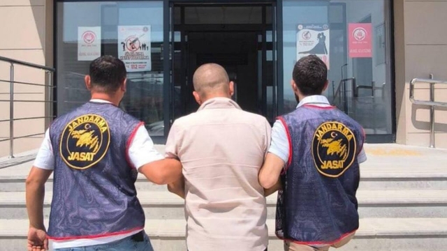 Kırıkkale'de 20 yıl 11 ay 7 gün hapis cezası bulunan firari hükümlü yakalandı