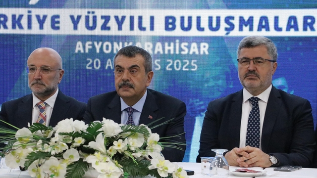 Bakan Tekin: 'Terörsüz Türkiye' hedefini anlatmak için sahadayız