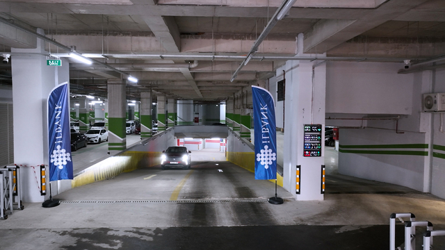 Bakan Kurum'dan Bursa'da inşası tamamlanan 4 katlı yer altı otoparkına ilişkin paylaşım: