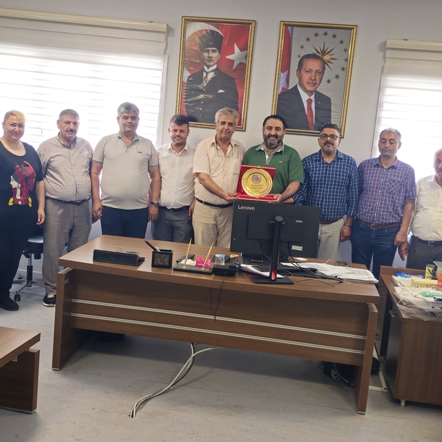 Muhtarlardan Defne Devlet Hastanesi Başhekimi Kavvasoğlu'na ziyaret