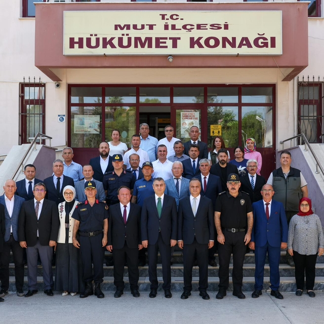 Mersin Valisi Atilla Toros, Mut Kaymakamlığını ziyaret etti