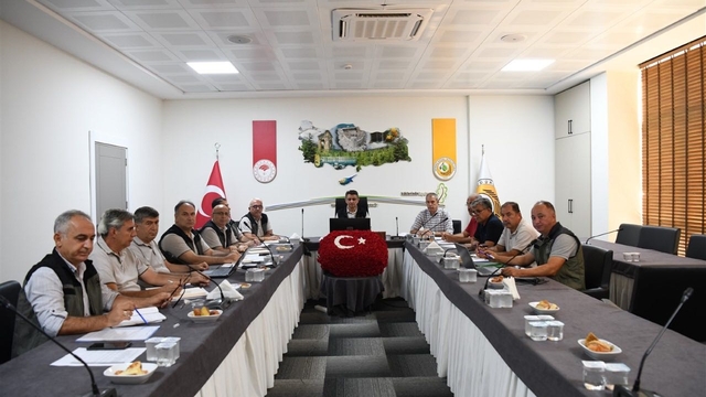Mersin Silifke'deki orman yangınına ilişkin toplantı yapıldı