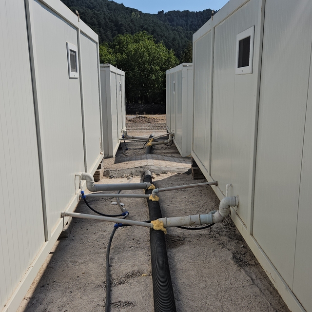 Balıkesir Sındırgı'daki deprem sonrası kırsal mahallelerde yaşayanlar için...