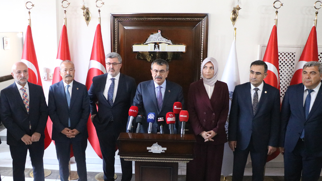 Bakan Tekin: 'Terörsüz Türkiye' hedefini anlatmak için sahadayız (2)