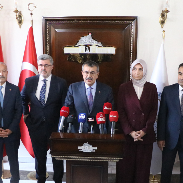 Bakan Tekin: 'Terörsüz Türkiye' hedefini anlatmak için sahadayız (2)