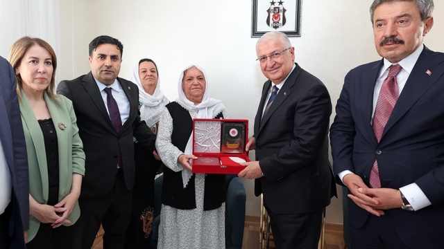 Bakan Güler: Terörsüz Türkiye, Türkiye Yüzyılı'nın en büyük eseri olacak (3)