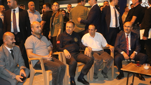 Bakan Yerlikaya: Terörsüz Türkiye hedefi bir hayal değil, kardeşlik çağrısıdır (2)