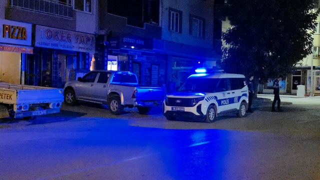 İnegöl'de bir iş yeri kurşunlandı