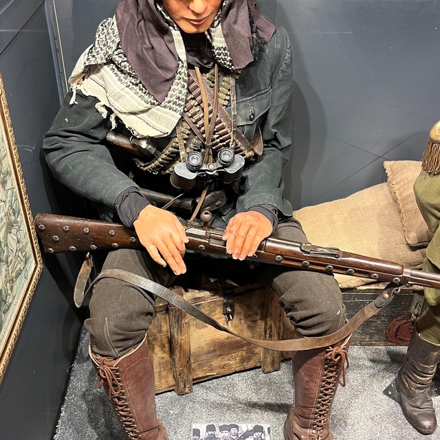 Üsteğmen Kara Fatma'nın manken canlandırması memleketi Erzurum'da sergide